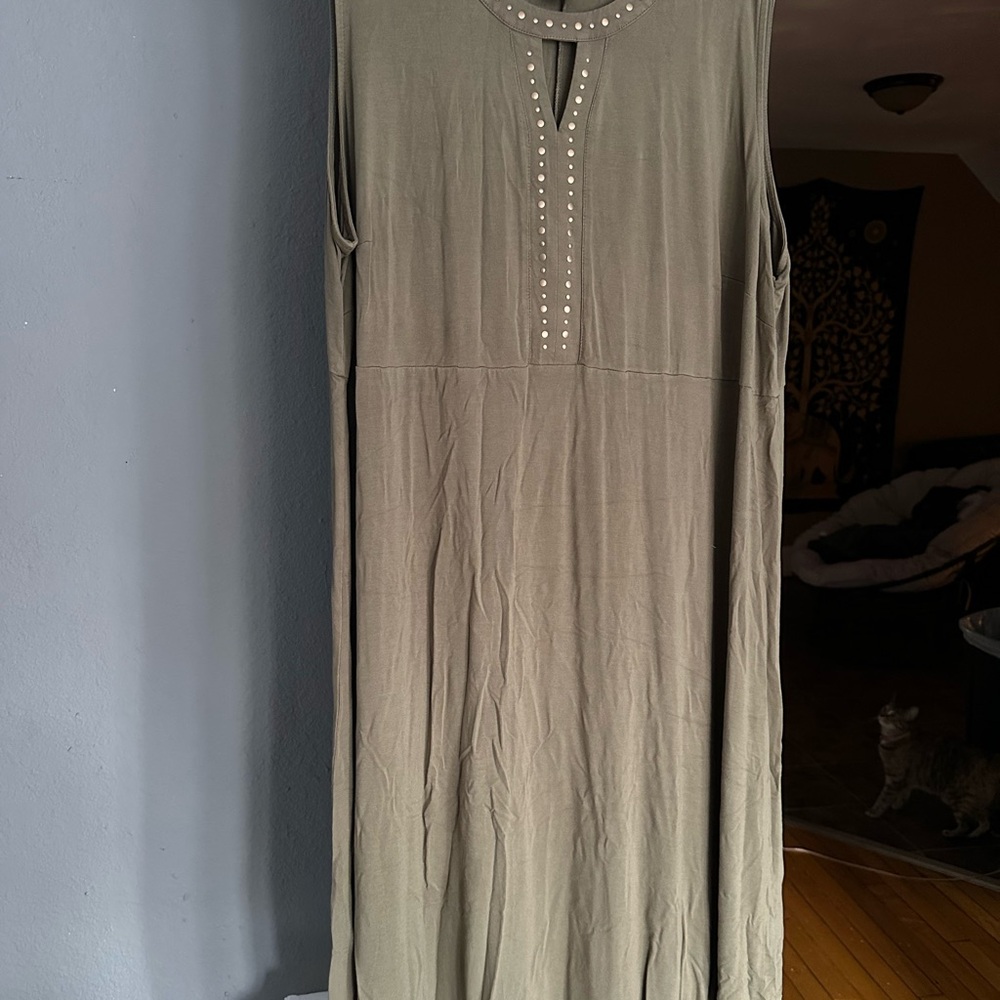 Olive Green Sleeveless Maxi Dress